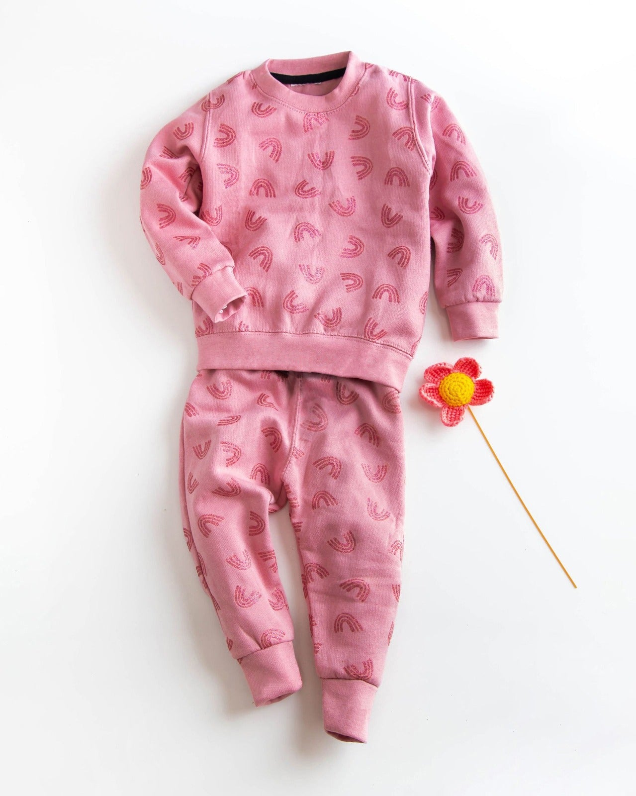 Pink Floral Comforts: Trendy Kids' Wear