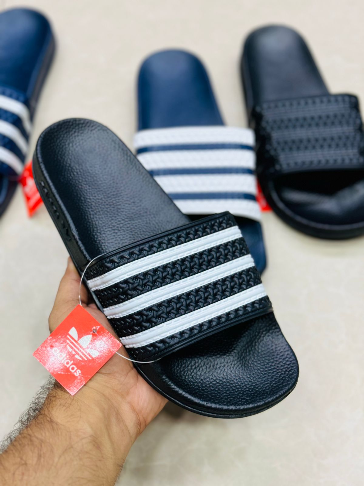 ADIDAS ADILETTE SLIDES